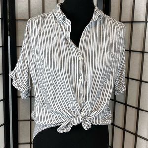 Universal Thread Button Down Shirt